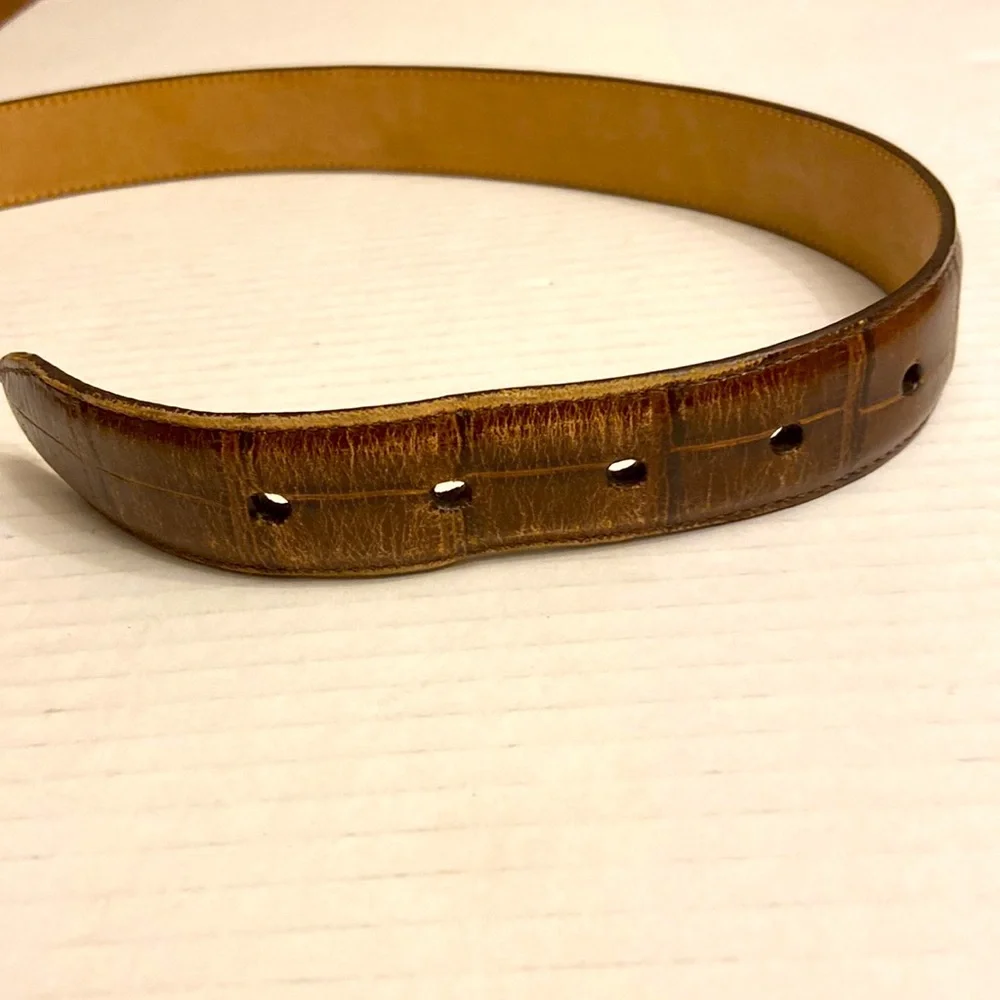 Brighton Women Size Small Brown Five Holes Adjustable Croc Style Gold Metal Belt